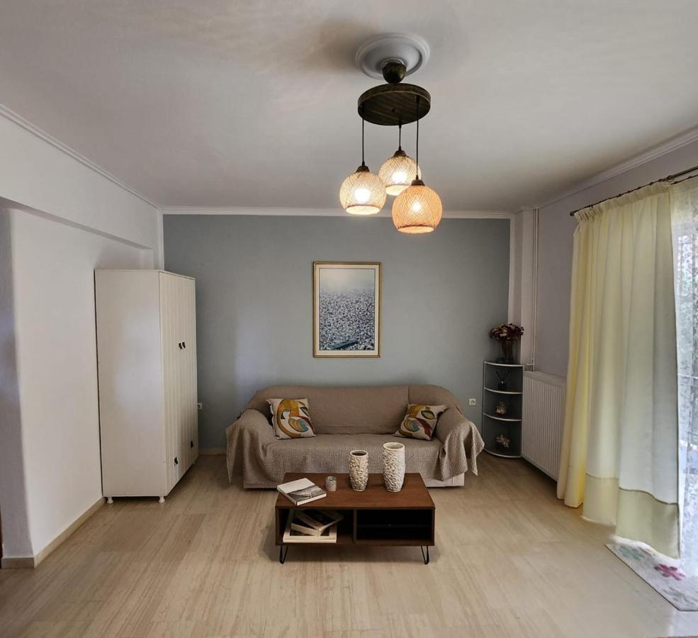 Queen Aspri Apartment 3' Min To The Beach! أنتيكيرا المظهر الخارجي الصورة