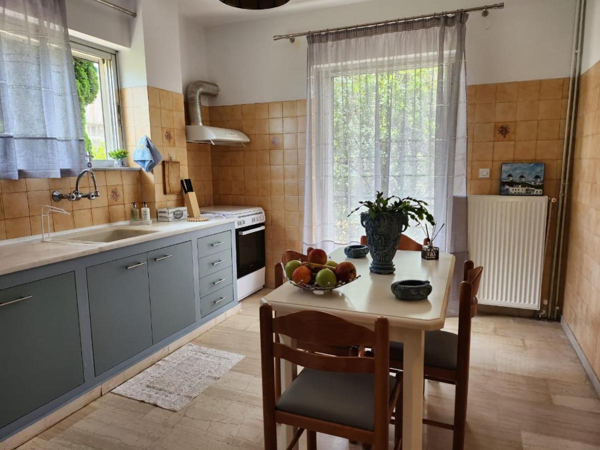 Queen Aspri Apartment 3' Min To The Beach! أنتيكيرا المظهر الخارجي الصورة
