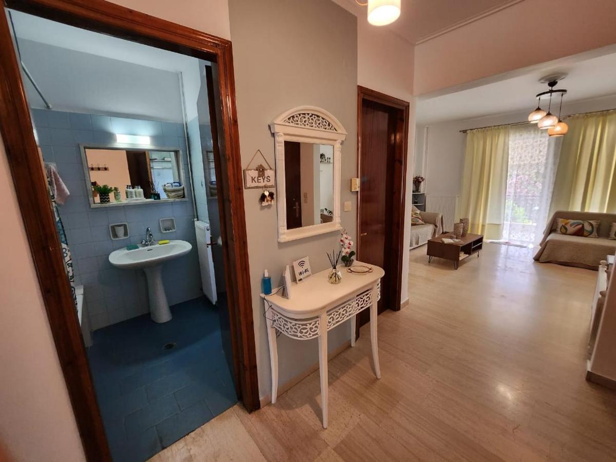 Queen Aspri Apartment 3' Min To The Beach! أنتيكيرا المظهر الخارجي الصورة