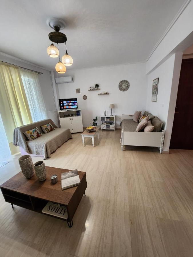 Queen Aspri Apartment 3' Min To The Beach! أنتيكيرا المظهر الخارجي الصورة