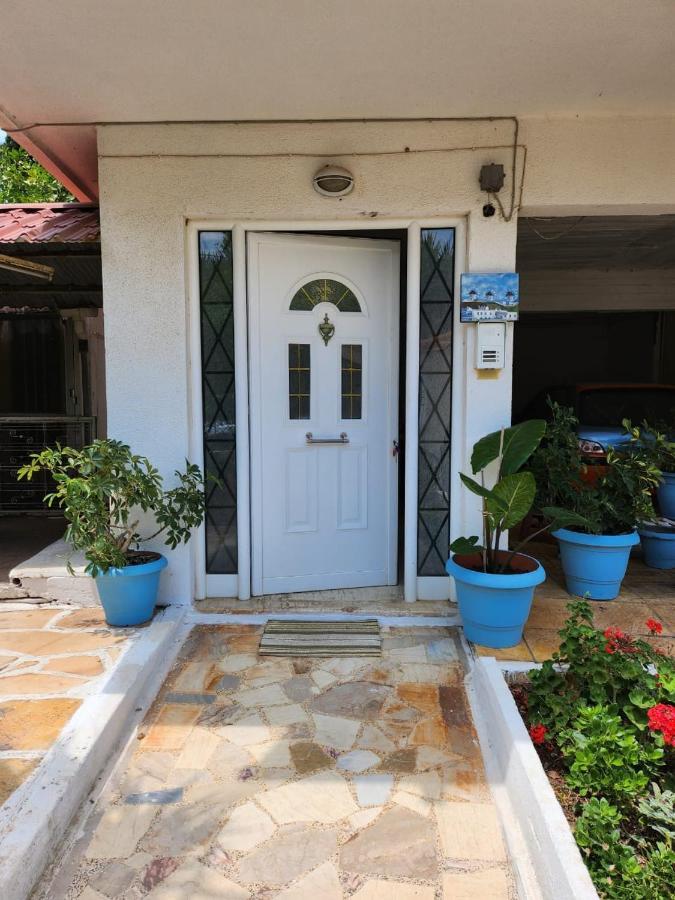Queen Aspri Apartment 3' Min To The Beach! أنتيكيرا المظهر الخارجي الصورة
